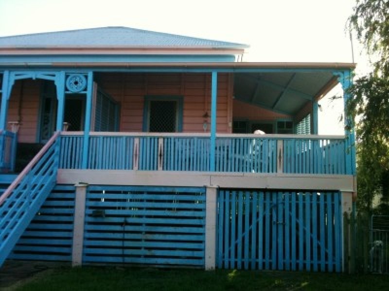 2/272 Ann Street, Maryborough QLD 4650