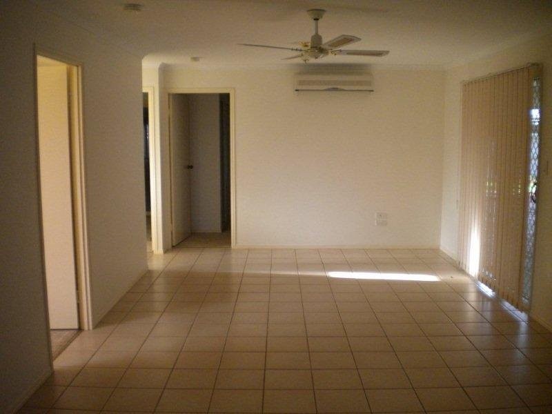 37 Foreshore Drive, Urangan QLD 4655