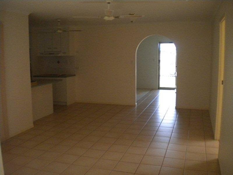 37 Foreshore Drive, Urangan QLD 4655