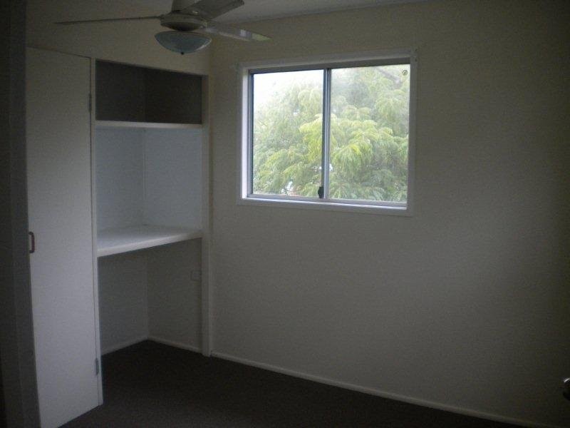 42 Steindl Street, Granville QLD 4650