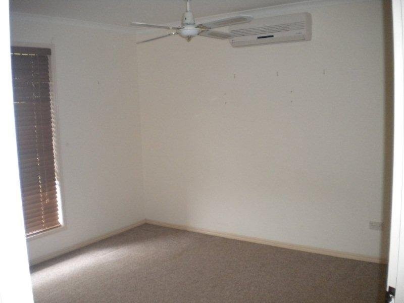 1 King Richard Court, Urangan QLD 4655