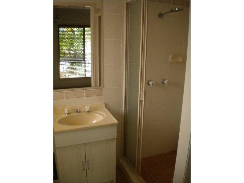 1 King Richard Court, Urangan QLD 4655