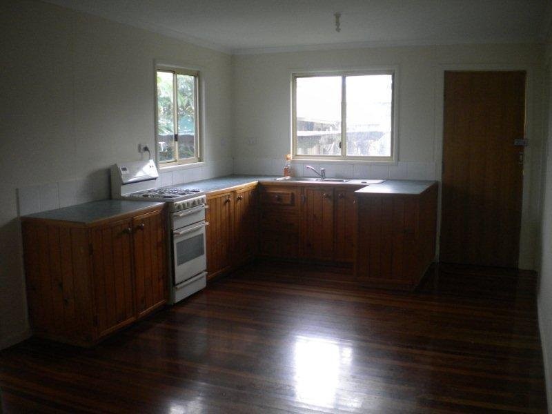 42 Steindl Street, Granville QLD 4650