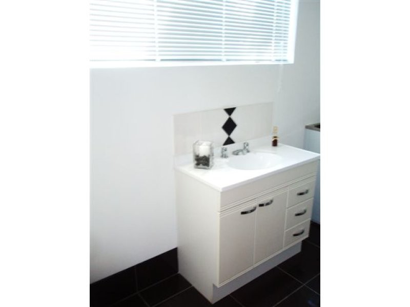 1/64 North Street, Maryborough QLD 4650