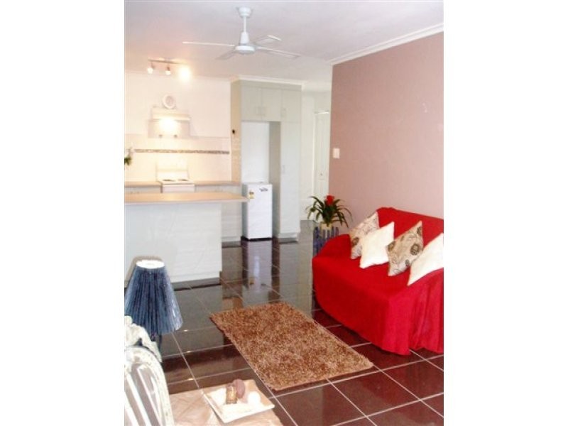 1/64 North Street, Maryborough QLD 4650