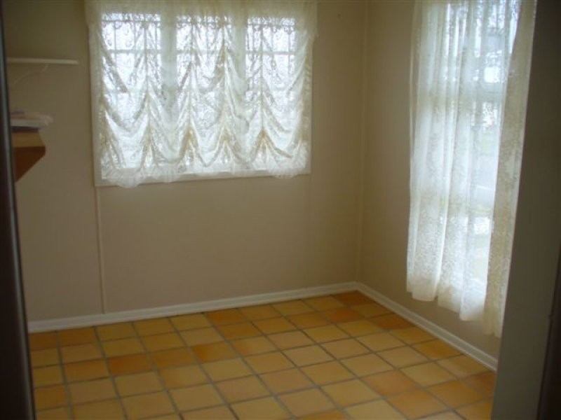 12 Dunn Street, Maryborough QLD 4650