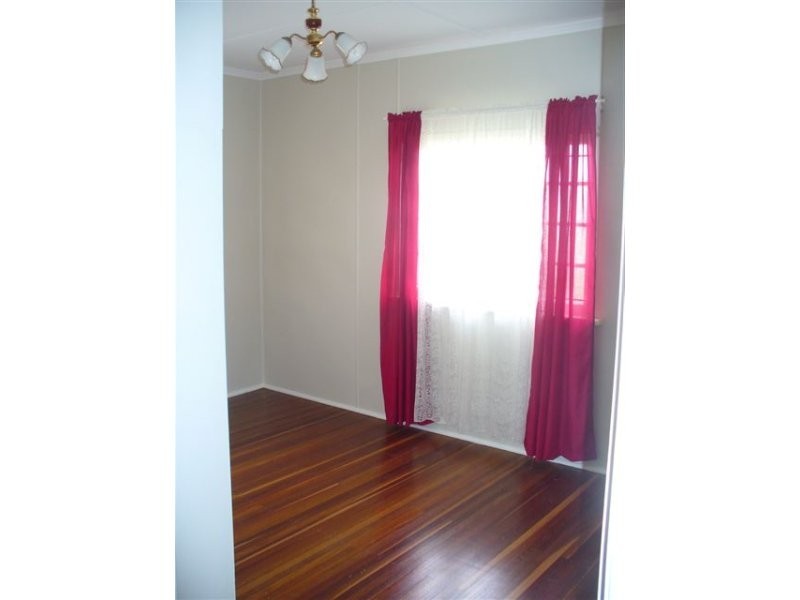 12 Dunn Street, Maryborough QLD 4650