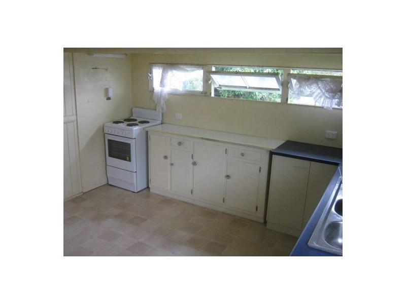 9 Keith, Maryborough QLD 4650