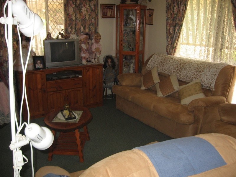 8 Ruby Street, Aldershot QLD 4650