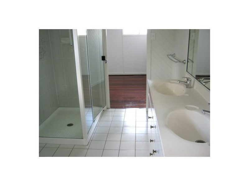 8 Franklin Close, Maryborough QLD 4650