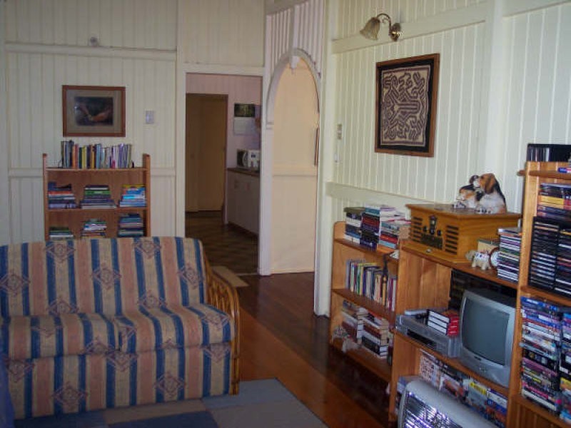 122 Woodstock St, Maryborough QLD 4650