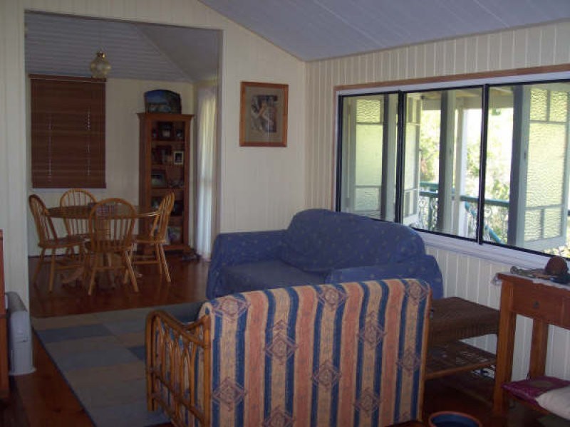 122 Woodstock St, Maryborough QLD 4650