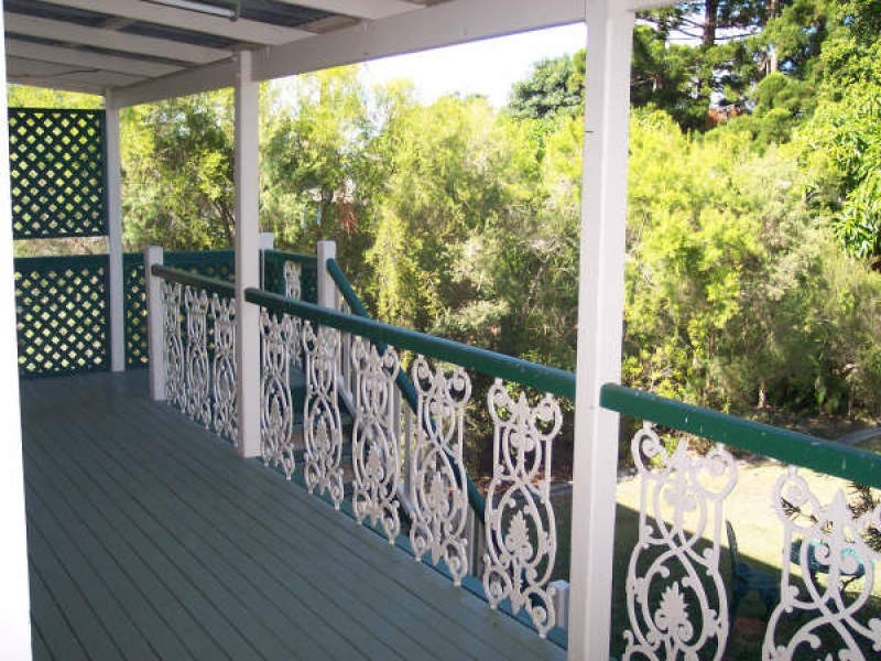 122 Woodstock St, Maryborough QLD 4650