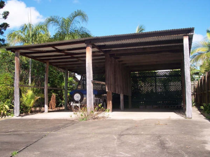 122 Woodstock St, Maryborough QLD 4650