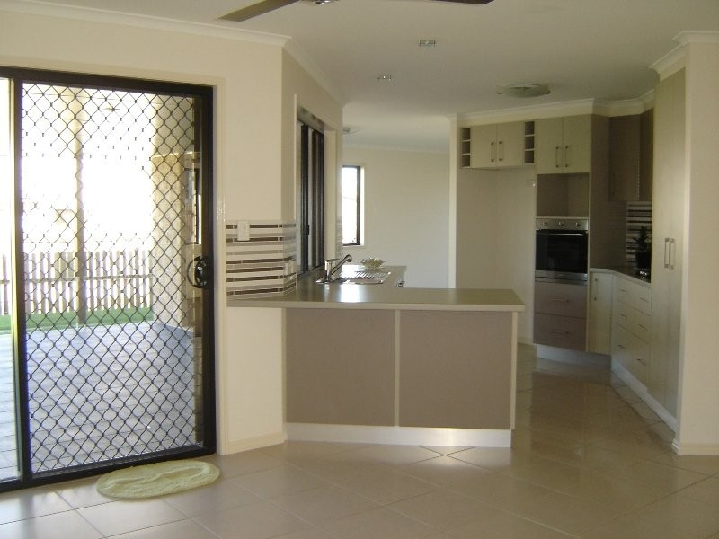 10 Kauri Place, Tinana QLD 4650