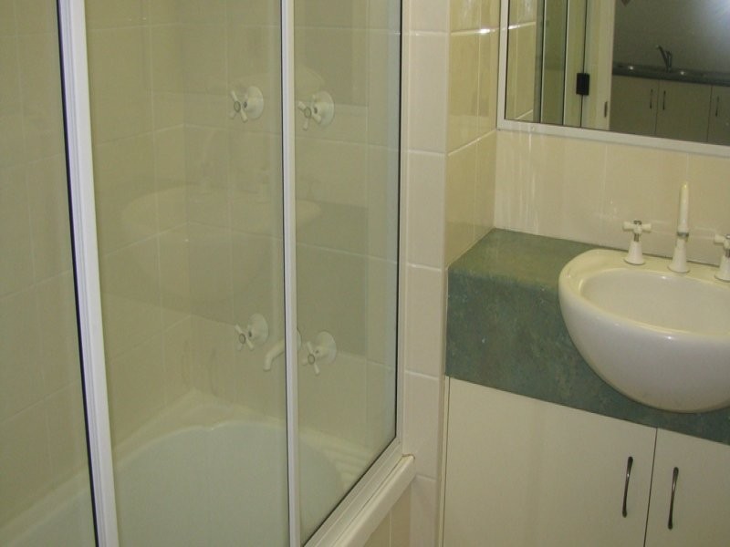 6/407 Esplanade v1, Torquay QLD 4655