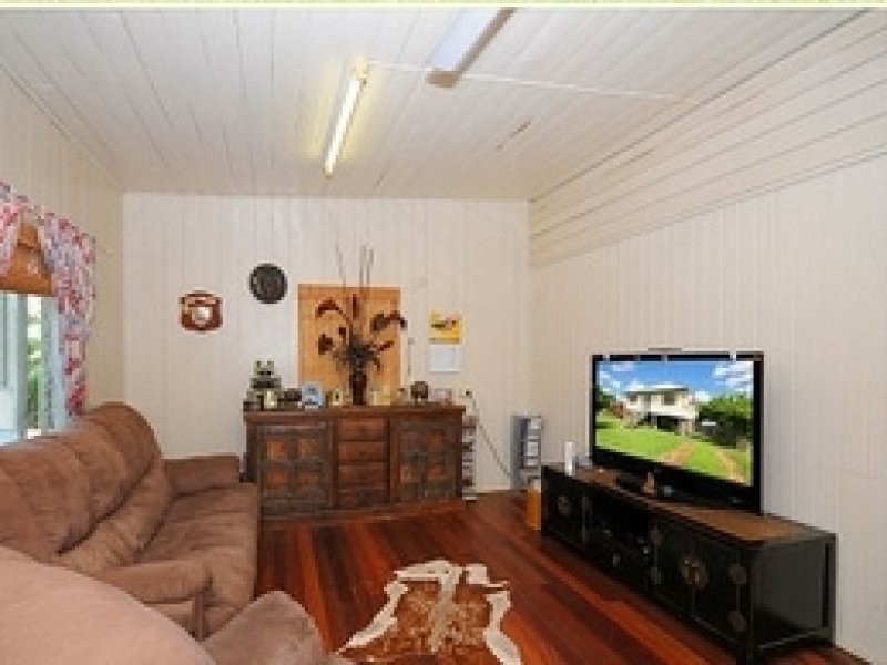 38 Ferry Lane, Maryborough QLD 4650