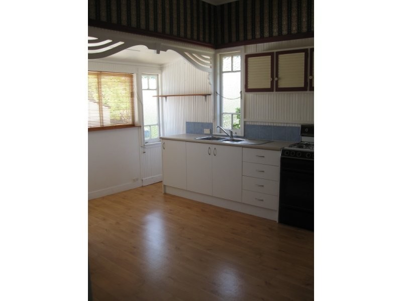 27 Victory St, Maryborough QLD 4650