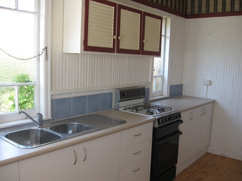 27 Victory St, Maryborough QLD 4650