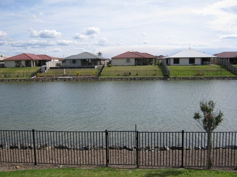 7 Lady Nelson Drive, Eli Waters QLD 4655
