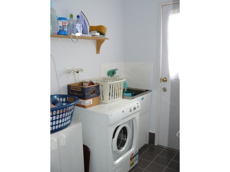 3 Dale Drive, Tiaro QLD 4650