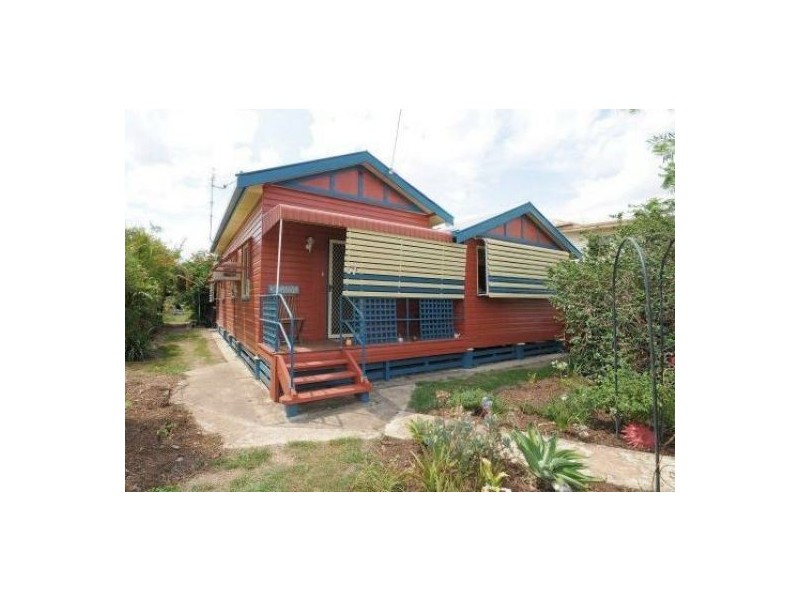 219 Cheapside St, Maryborough QLD 4650