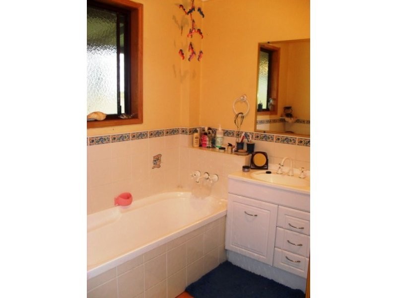 46 Royal Oak Drive, Pioneers Rest QLD 4650