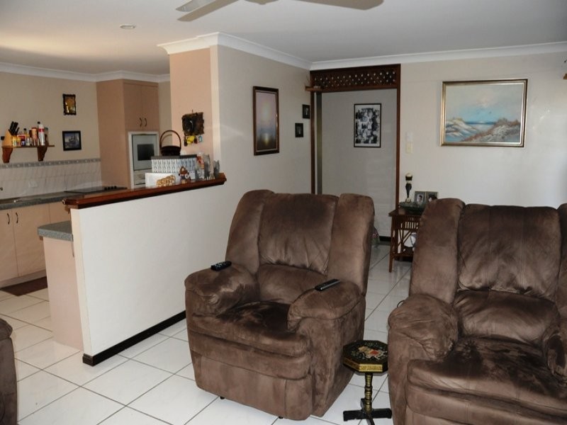 15 Keppel Court, Kawungan QLD 4655