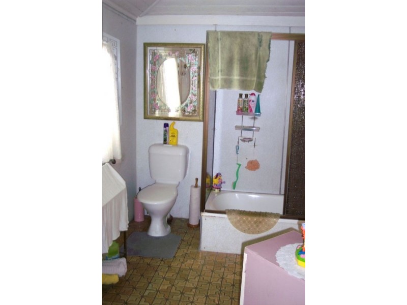 97 Cheapside St, Maryborough QLD 4650