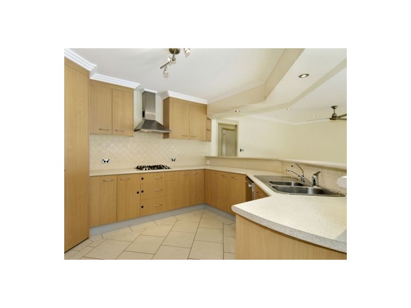 25 Harrison Circuit, Urangan QLD 4655