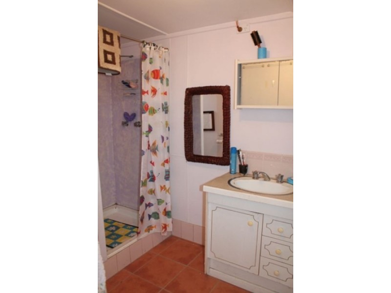 32 Roberts Rd, Torbanlea QLD 4662