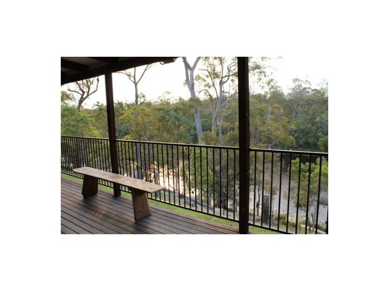 32 Roberts Rd, Torbanlea QLD 4662