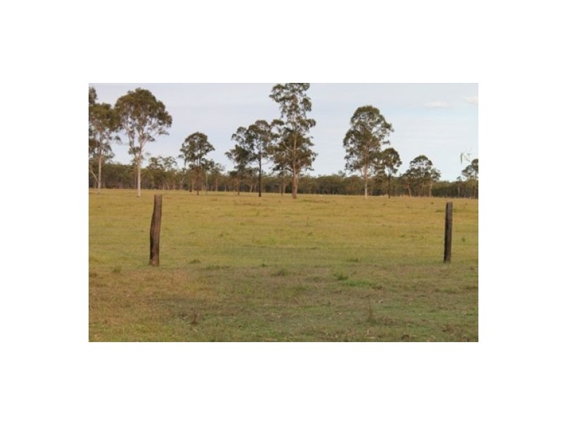 32 Roberts Rd, Torbanlea QLD 4662