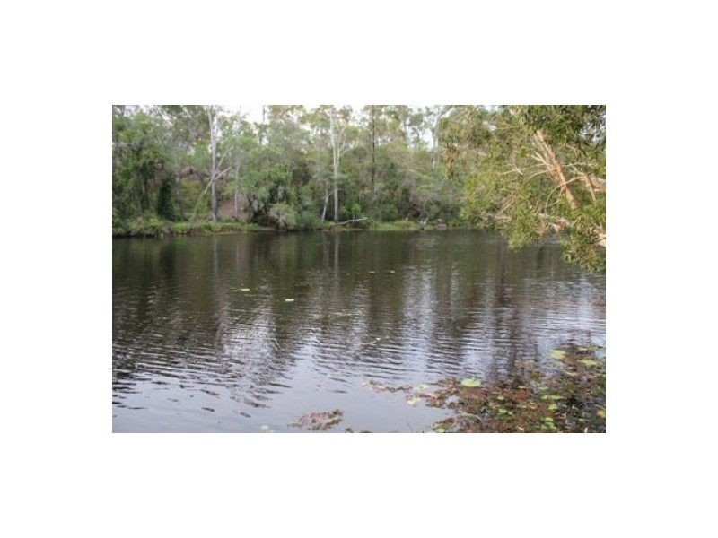 32 Roberts Rd, Torbanlea QLD 4662