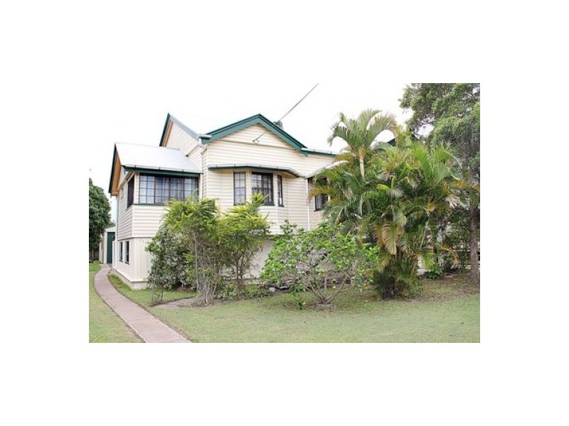 214 John Street, Maryborough QLD 4650