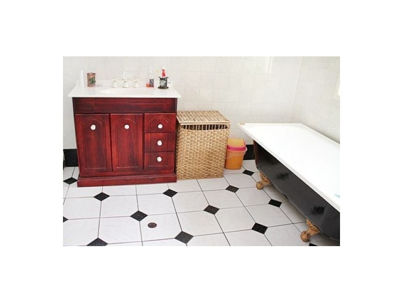 214 John Street, Maryborough QLD 4650