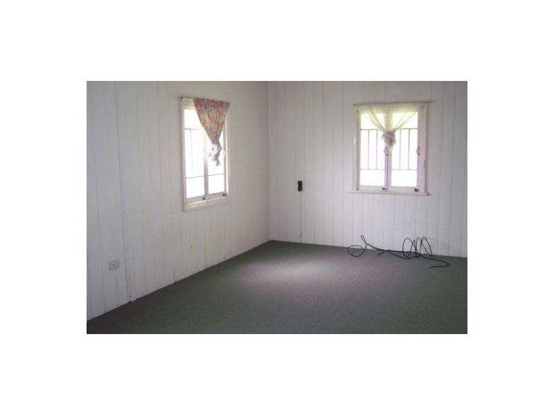 10 Thomas St, Maryborough QLD 4650