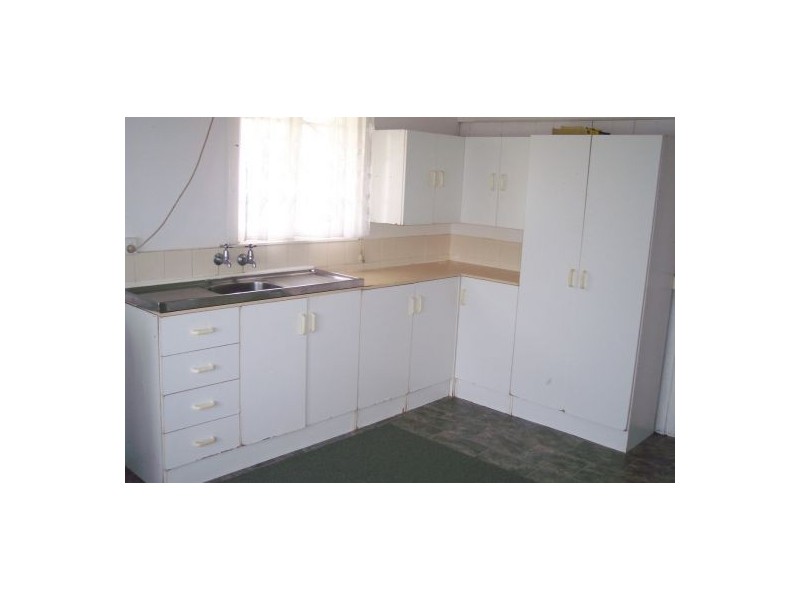 10 Thomas St, Maryborough QLD 4650