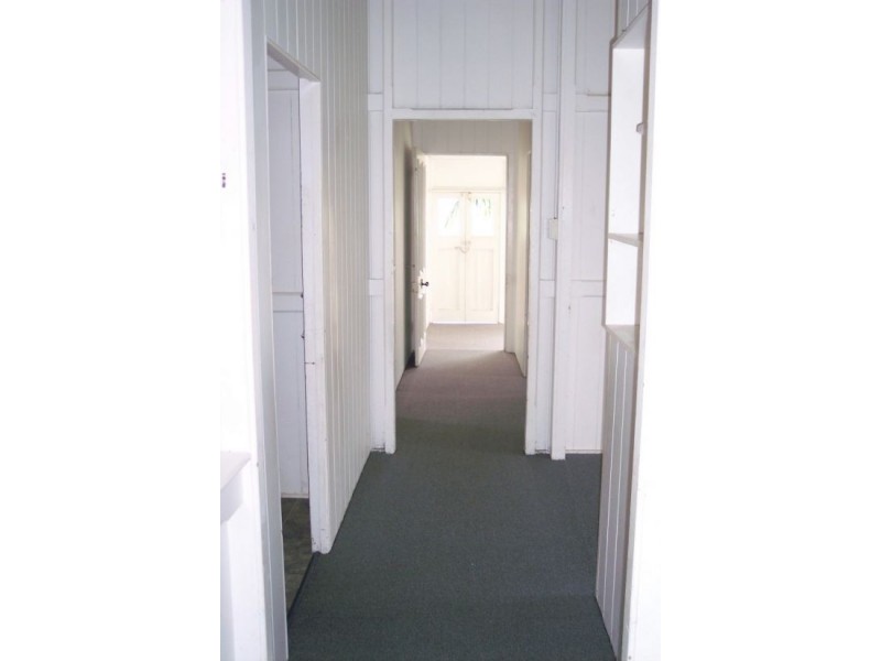 10 Thomas St, Maryborough QLD 4650