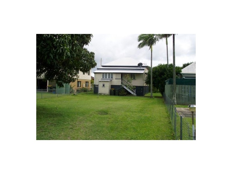 10 Thomas St, Maryborough QLD 4650