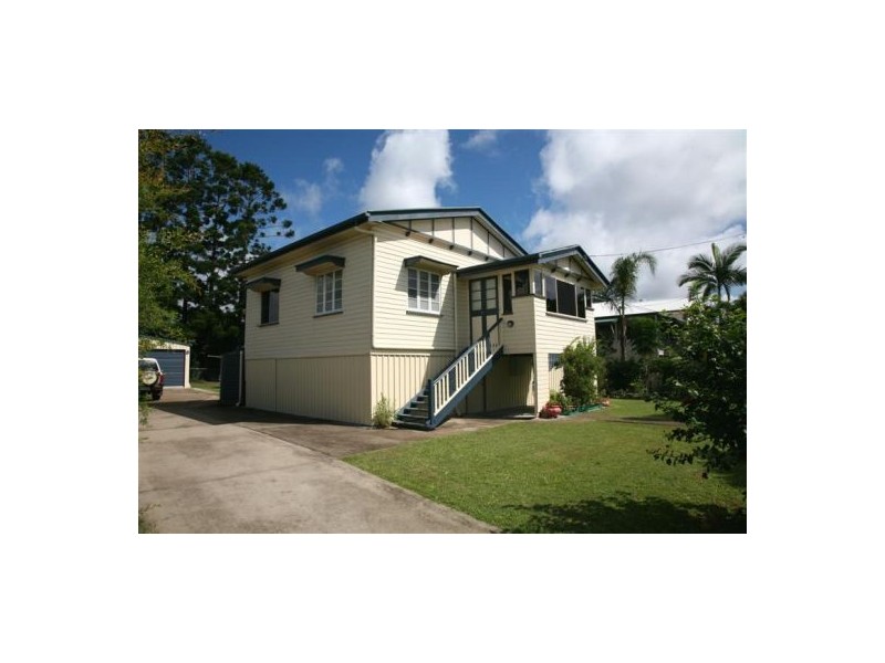120 Woodstock St, Maryborough QLD 4650