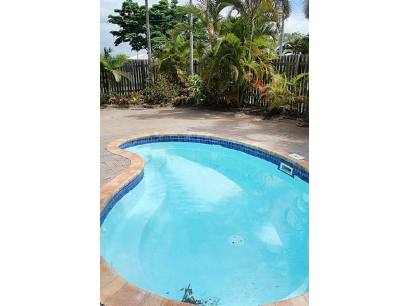 4/110 Burrum Street, Burrum Heads QLD 4659