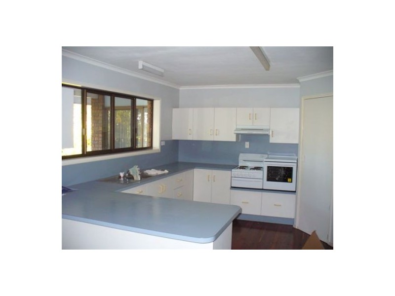 33 Woongool Rd, Maryborough QLD 4650