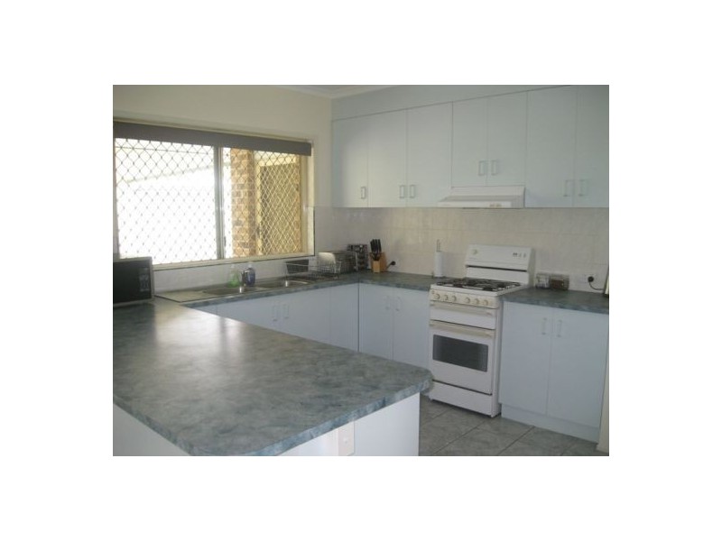 35 Orchid Ave, Urangan QLD 4655