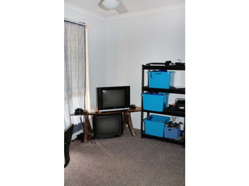 10 Herrenberg Street, Aldershot QLD 4650