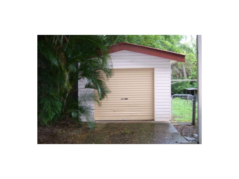 10 Cran St, Tinana QLD 4650