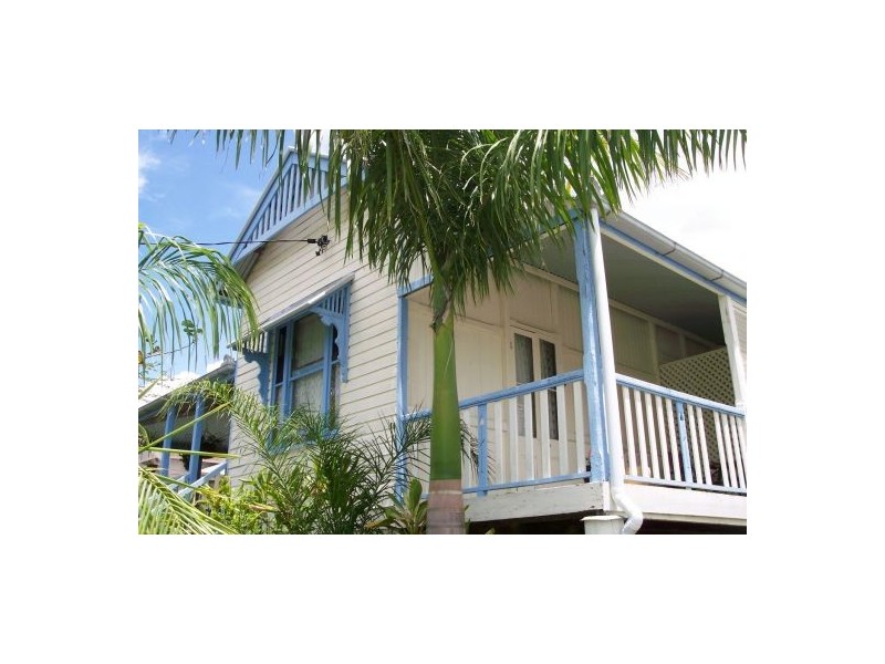 8 Nuneaton Street, Maryborough QLD 4650