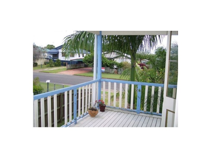 8 Nuneaton Street, Maryborough QLD 4650