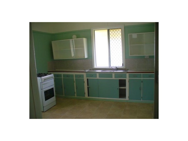 78  Russell St, Maryborough QLD 4650