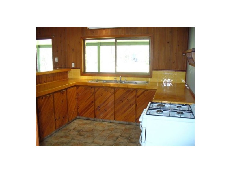 228 Iindah Rd, Tinana QLD 4650